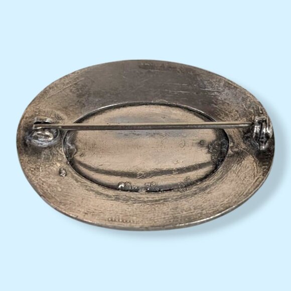 Vintage Green Molded Glass Brooch - Picture 5 of 7